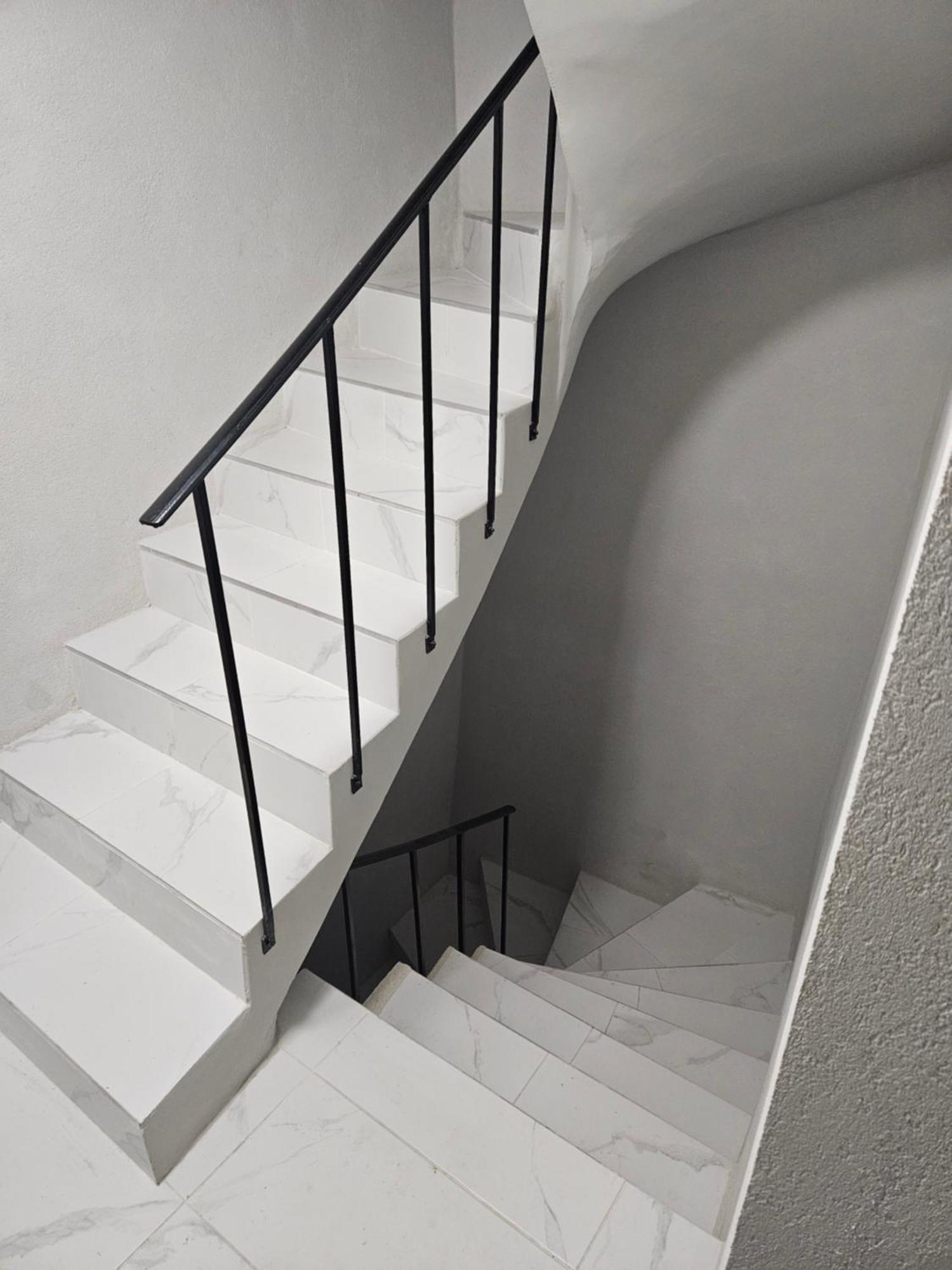 T2 Chaleureux, Calme Et Entierement Renove. Διαμέρισμα Μπεζιέ Εξωτερικό φωτογραφία